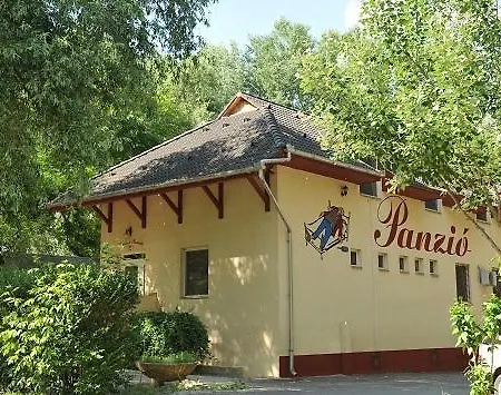 Casa de hóspedes Tiszacsegei Halaszcsarda Es Panzio Tiszacsege